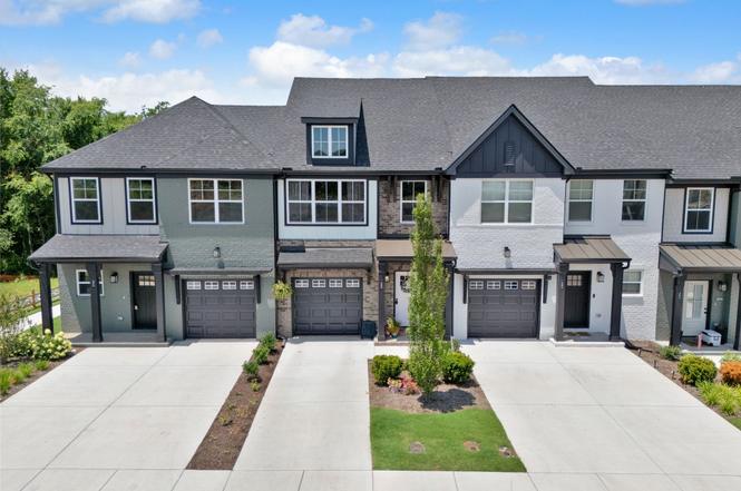 163 Rothwood Pvt Dr, Hendersonville, TN