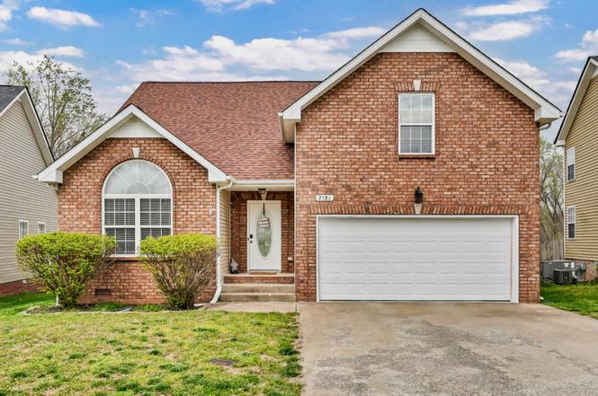 2581 Alex Overlook Way, Clarksville, TN