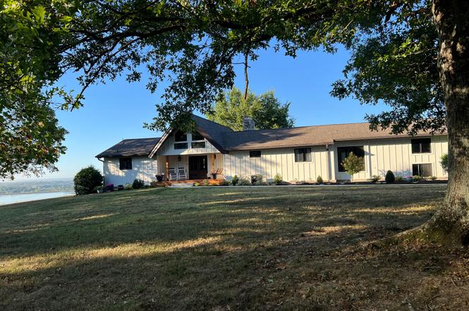 2202 Darks Mill Rd, Columbia, TN
