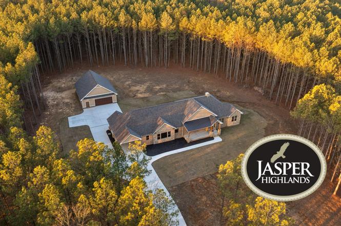 220 High Point Ln, Jasper, TN