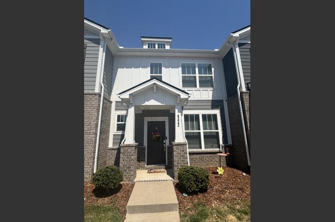 4222 Gandalf Ln, Murfreesboro, TN