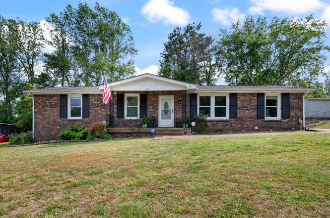 208 Bass Dr, Mount Juliet, TN