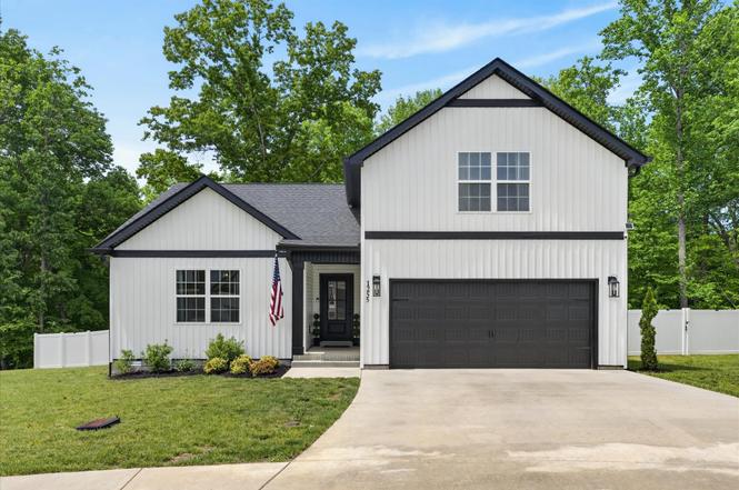 1255 Boulder Pass Rd, Clarksville, TN