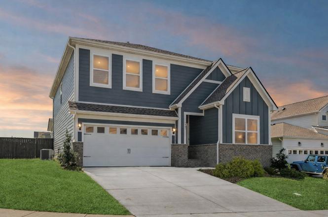 1001 Ewell Farm Cir, Spring Hill, TN