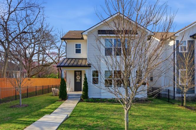 2003 Maple View Ln, Nashville, TN