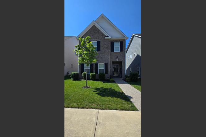 319 Cloverbrook Way, Gallatin, TN