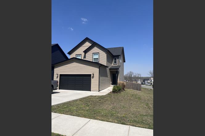 801 Marksman Ct, Clarksville, TN
