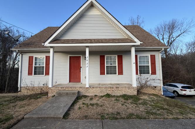 2627 Elkmont Dr, Clarksville, TN