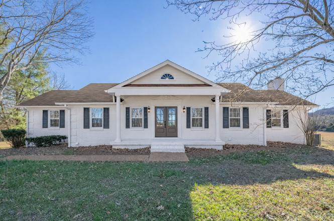 731 Maynard Ln, Columbia, TN