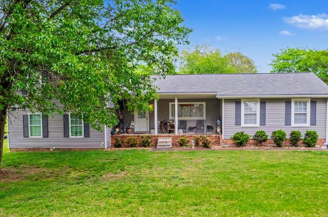 1091 Browns Ln, Gallatin, TN