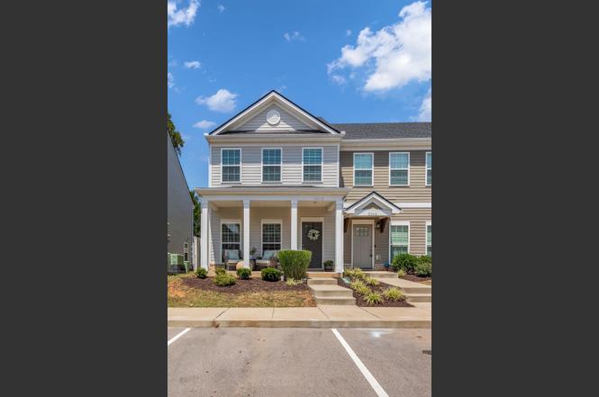 2563 Napa Valley Way, Columbia, TN