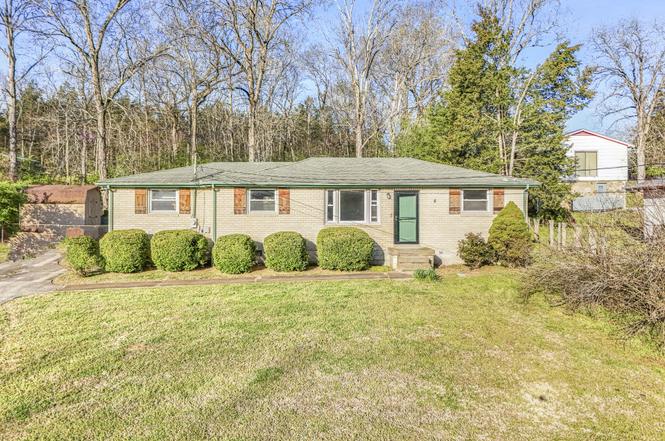 375 Spring Valley Dr, Mount Juliet, TN