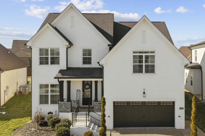 188 Karen Dr, Mount Juliet, TN