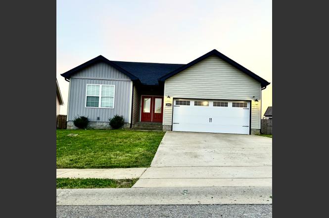 2043 Jackie Lorraine Dr, Clarksville, TN