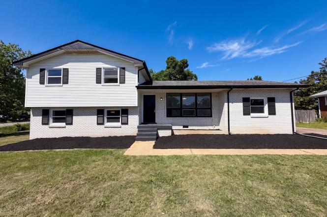 105 Ivy Dr, Hendersonville, TN
