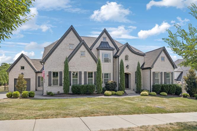 238 Bishops Gate Dr, Franklin, TN