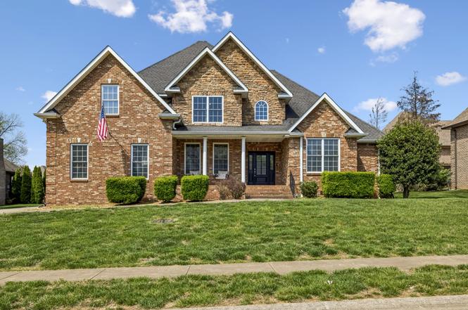 2456 Settlers Trce, Clarksville, TN