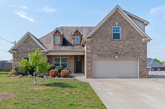 1021 Brokencreek Ln, Murfreesboro, TN