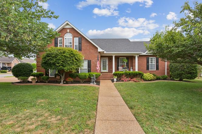 161 Peppertree Ln, Gallatin, TN