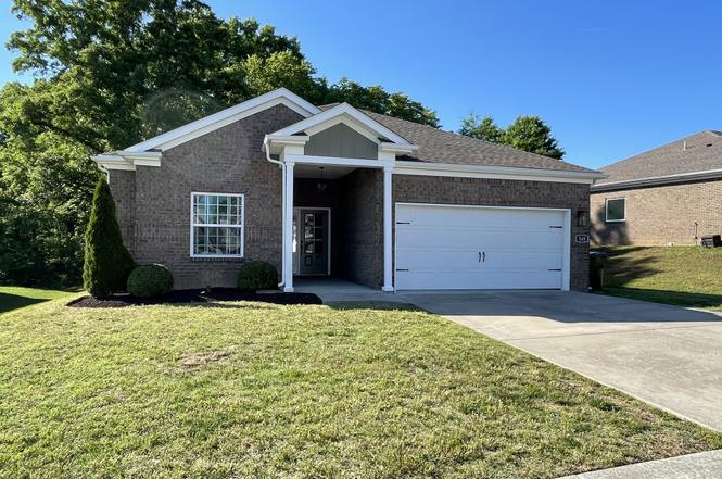 548 Smoky Mountains Dr, Gallatin, TN