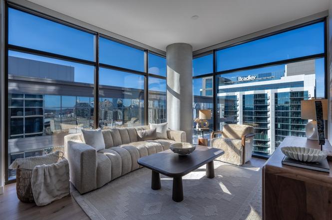 1212 Demonbreun St Unit B1 (E), Nashville, TN