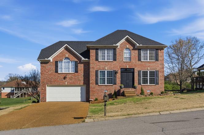 110 Huntington Pl, Hendersonville, TN