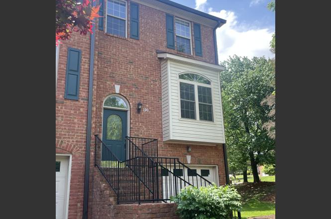 100 Carriage Ct, Brentwood, TN