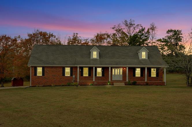 2700 Canoe Branch Rd, Lebanon, TN