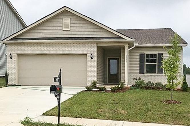 2929 Hen Brook Dr, Columbia, TN