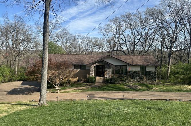 176 Lelawood Cir, Nashville, TN