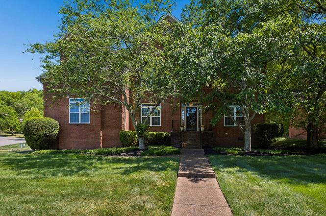 1570 Woodberry Ct, Brentwood, TN