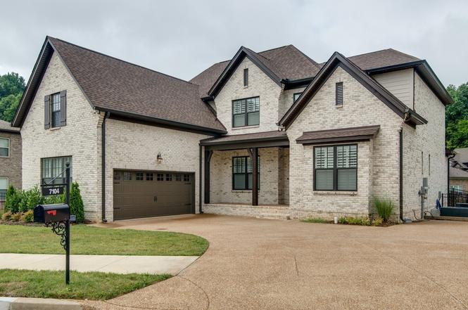 129 Candice Ct, Murfreesboro, TN