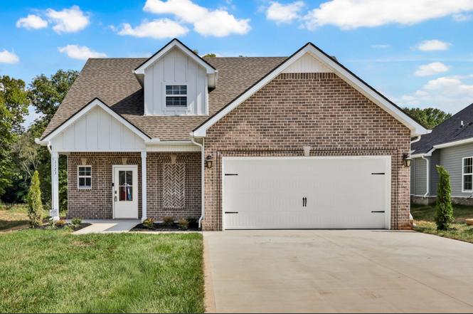 1123 Mourning Cloak Dr, Clarksville, TN