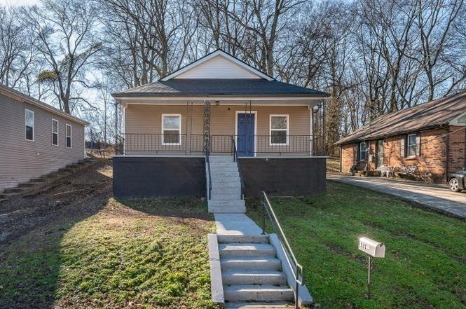 1112 Hyman St, Clarksville, TN