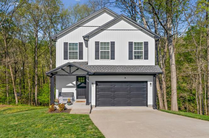589 Briarwood Dr, Clarksville, TN