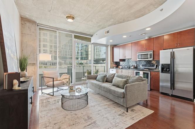 301 Demonbreun St #907, Nashville, TN
