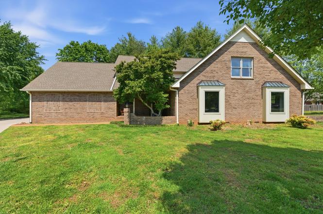 252 Newcastle Dr, Murfreesboro, TN