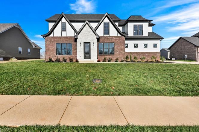 2457 Ellsworth Dr, Clarksville, TN