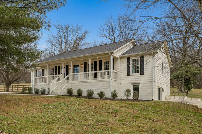 670 Northridge Rd, Columbia, TN
