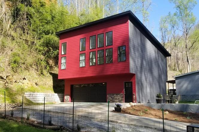 667 Turkey Nest Rd, Gatlinburg, TN