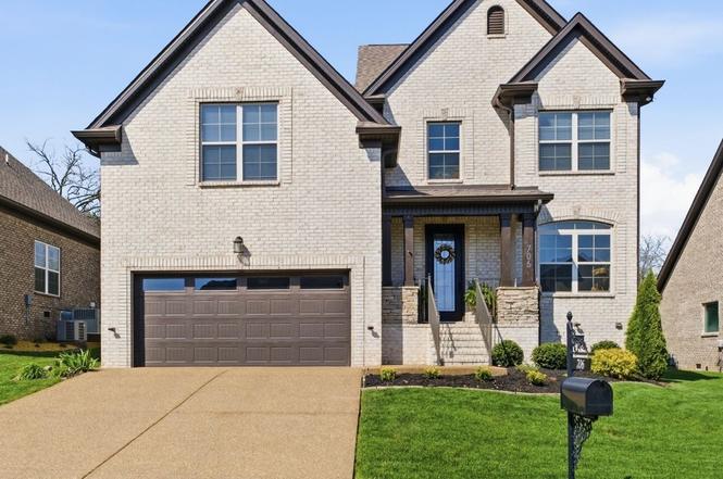 706 Brooke Cv, Mount Juliet, TN