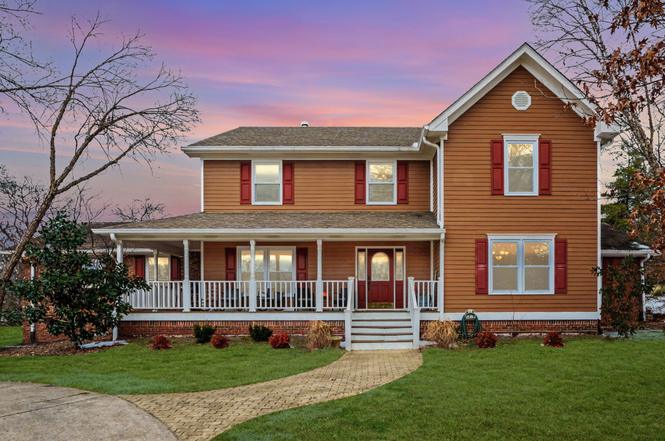 218 Spring Valley Rd, Hendersonville, TN