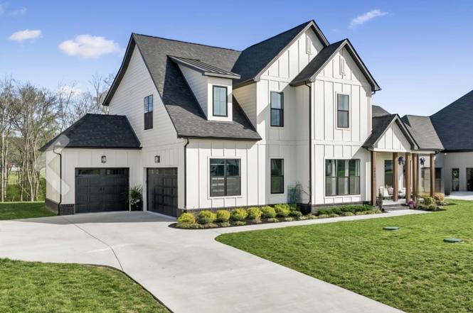 6825 Springwater St, Smyrna, TN