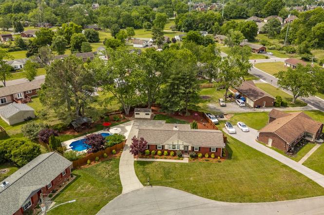 106 Yorkside Ct, Hendersonville, TN