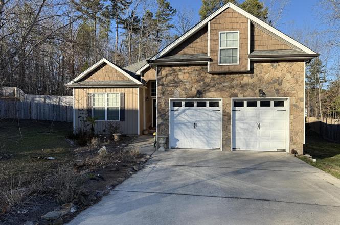 8664 Maple Valley Dr, Chattanooga, TN