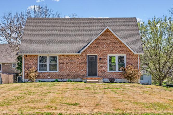1815 Palamino Dr, Clarksville, TN