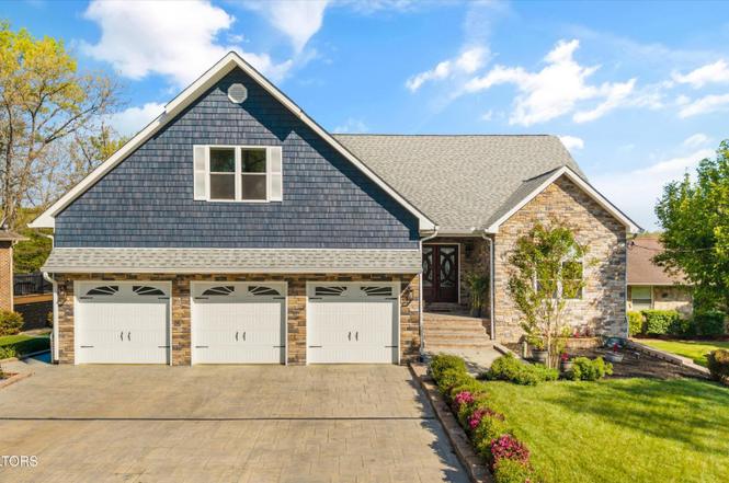 1118 Hileah Dr, Crossville, TN