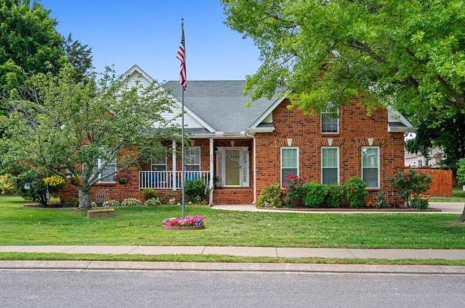 228 Comer Cir, Murfreesboro, TN