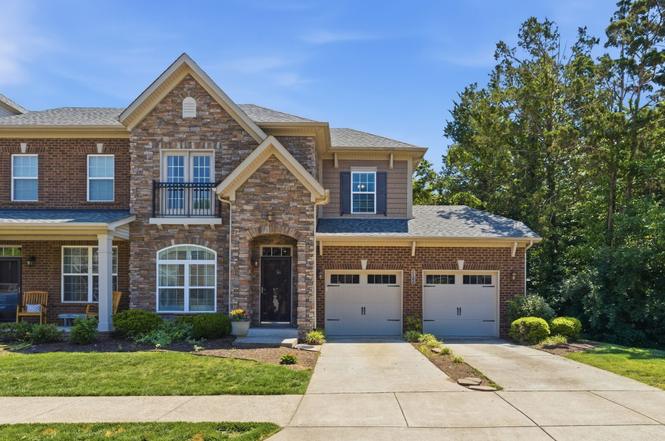 2106 Traemoor Village Ct, Nashville, TN