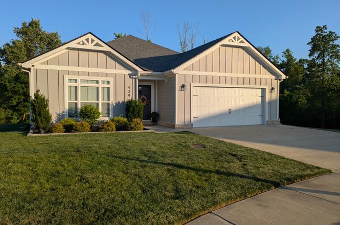 929 Frog Gip Pond Ct, Clarksville, TN